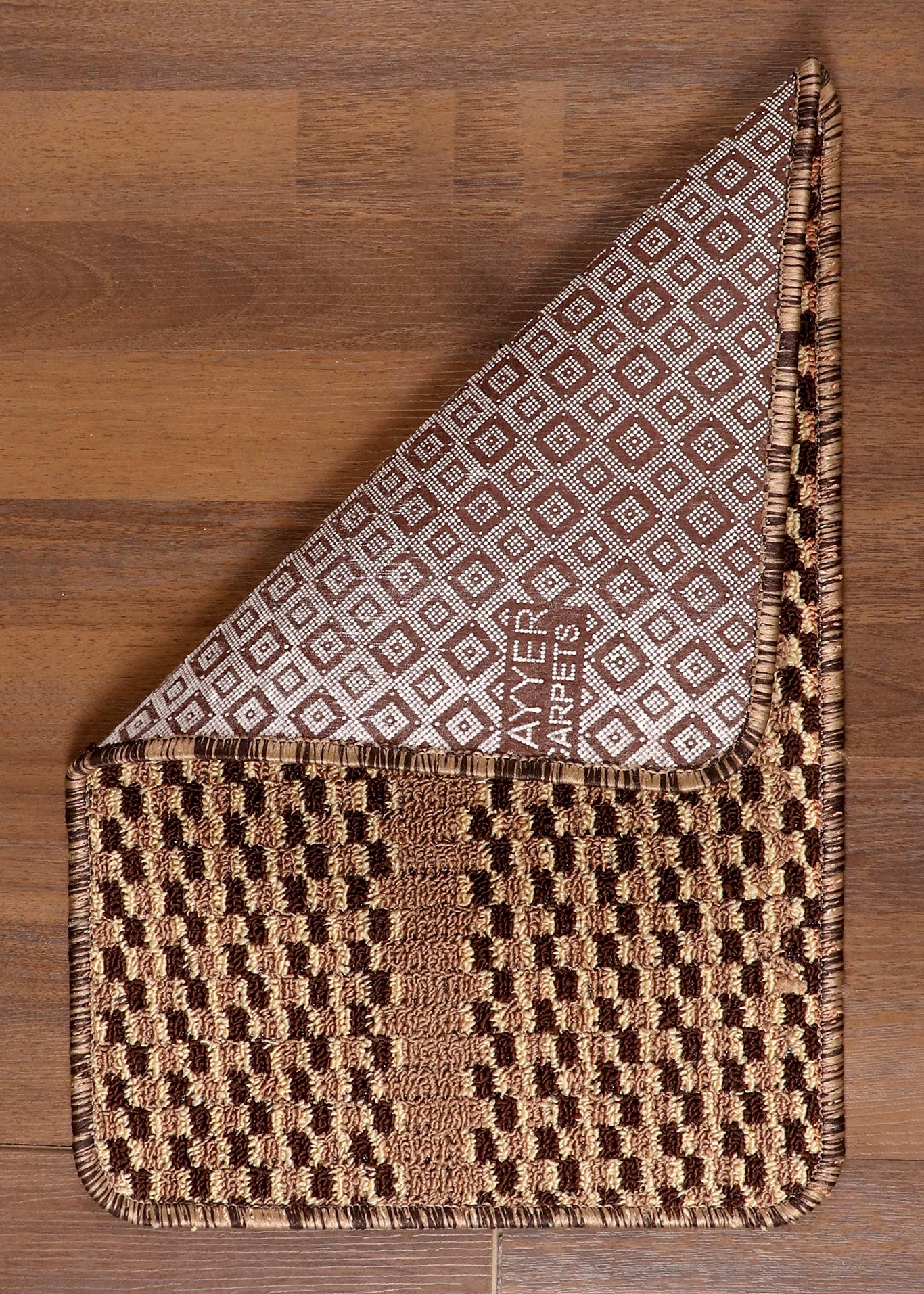 Tufted Door Mat with dot felt back