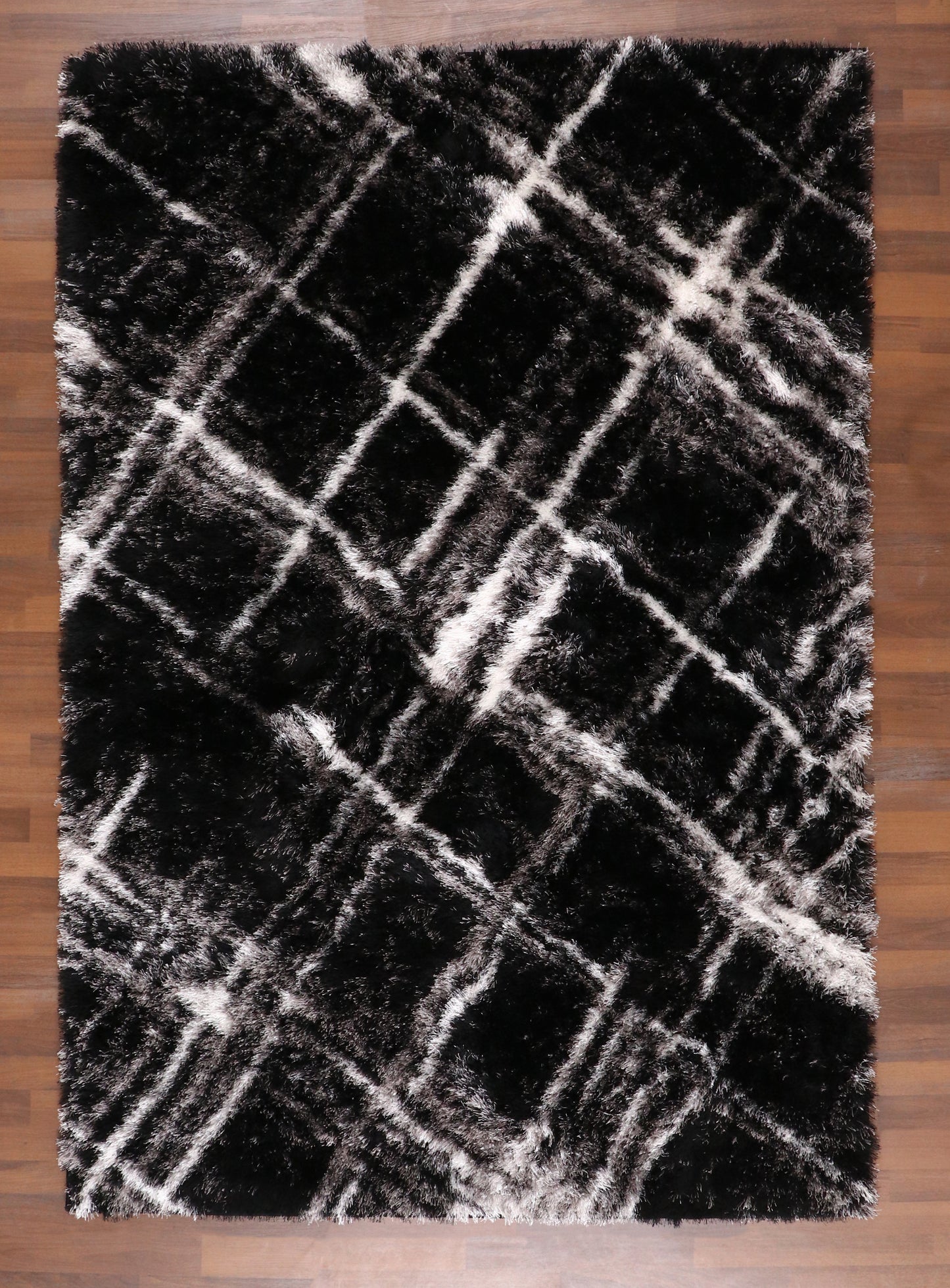 Midnight Onyx Geometric Shaggy Rug