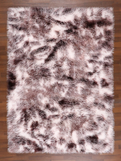 Plush Spotted Shaggy Rug