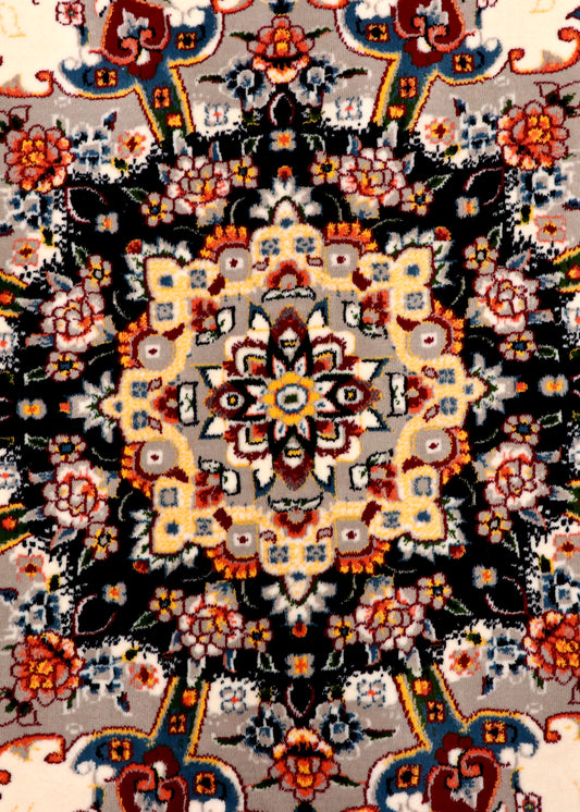 Classic Persian Area Rug in Ivory and Black