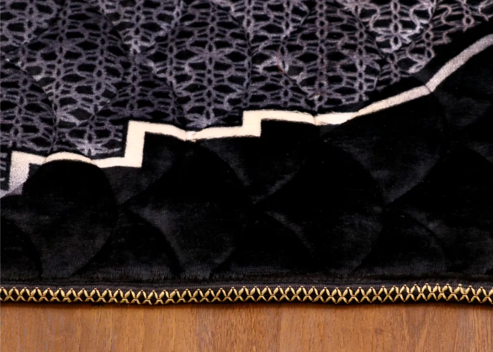 Velvet Quilted Black Prayer Mat