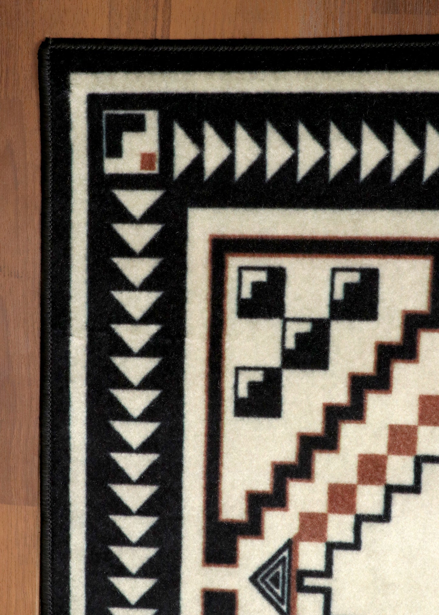 Ethnic Motif Rug – Decorative Floor Rug