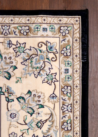 Empress Onyx Traditional Rug