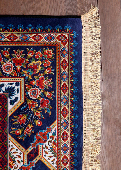 Royal Medallion Rug – Navy & Ivory