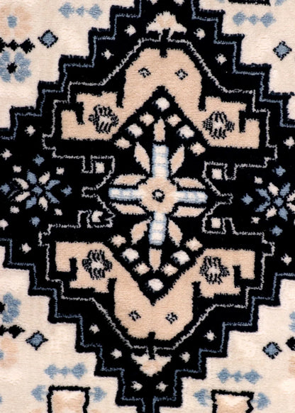 Traditional Turkish Tribal Rug – Black, Ivory & Beige Geometric Pattern