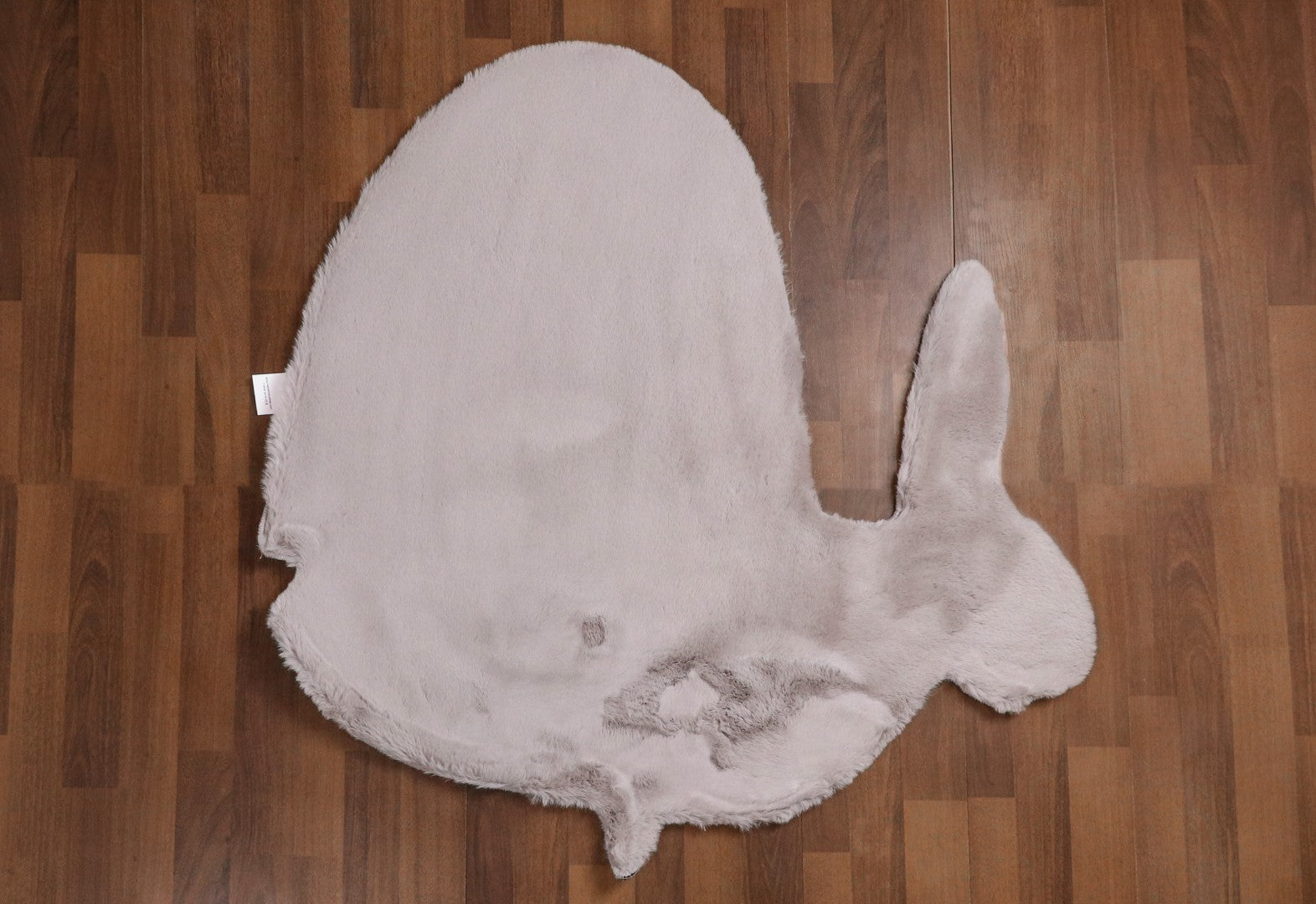 Grey Whale Shape Rug – Nayyer Carpets